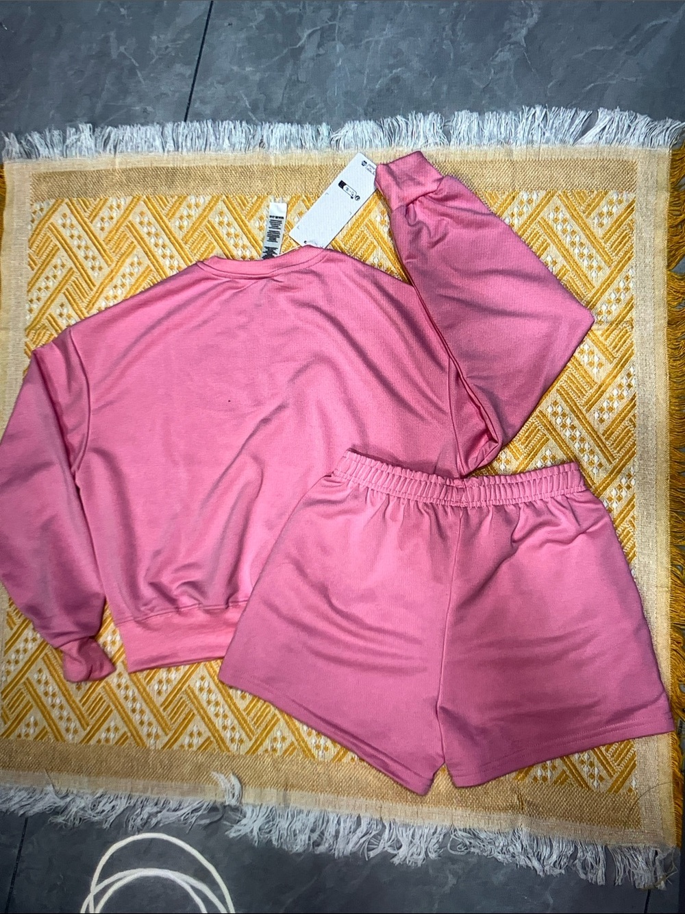 Alo Yoga Pink Lounge Set Sweatshirt & Shorts Matching Set Women’s Size S - Picture 2 of 10